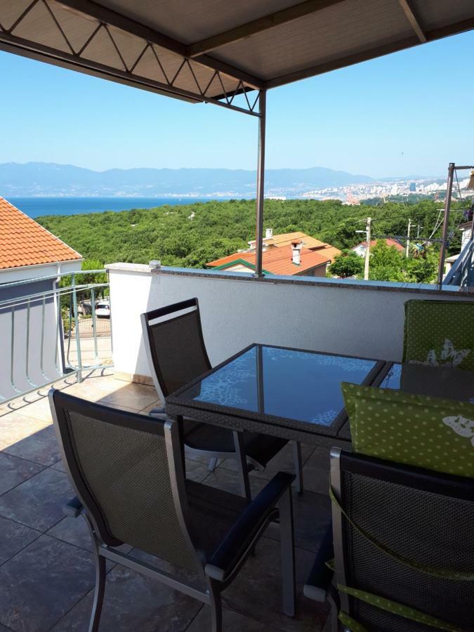 Apartment Lucija Kostrena Zewnętrze zdjęcie
